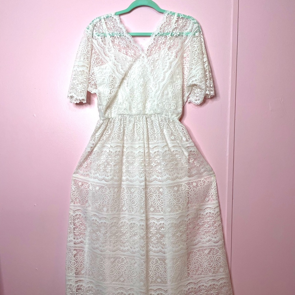 Tanner White Lace Boho Beach Wedding Dress